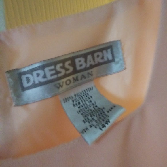 Peach dress - Picture 4 of 4